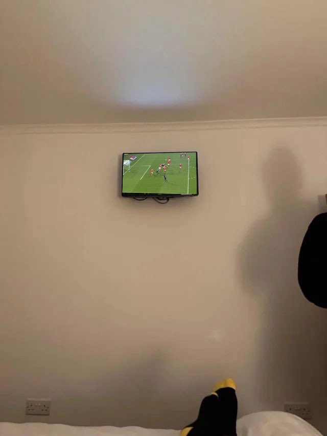 currys's tweet image. WHAT A GOAL SCOTT MCTOMINAY!