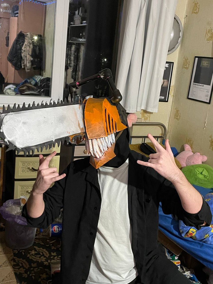 _Resunder_'s tweet image. My first cosplay ever for university tournament #chainsawman #cosplaying