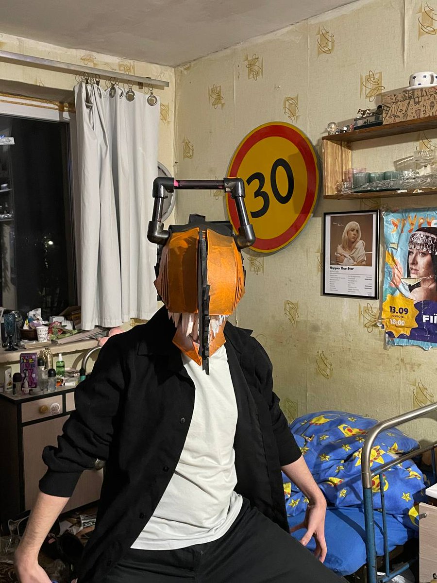 _Resunder_'s tweet image. My first cosplay ever for university tournament #chainsawman #cosplaying