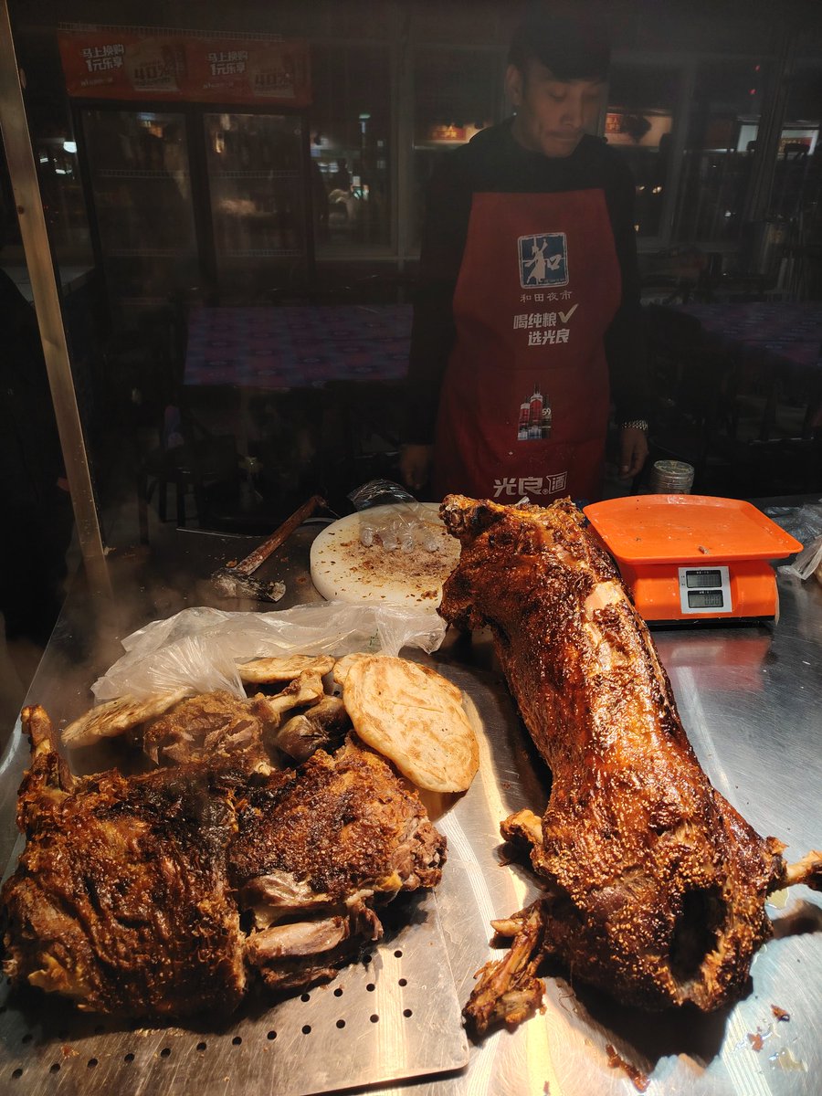 LXY_aaa's tweet photo. 这给我香迷糊了，都走不动道了😋 https://t.co/hej0lpf2Gl