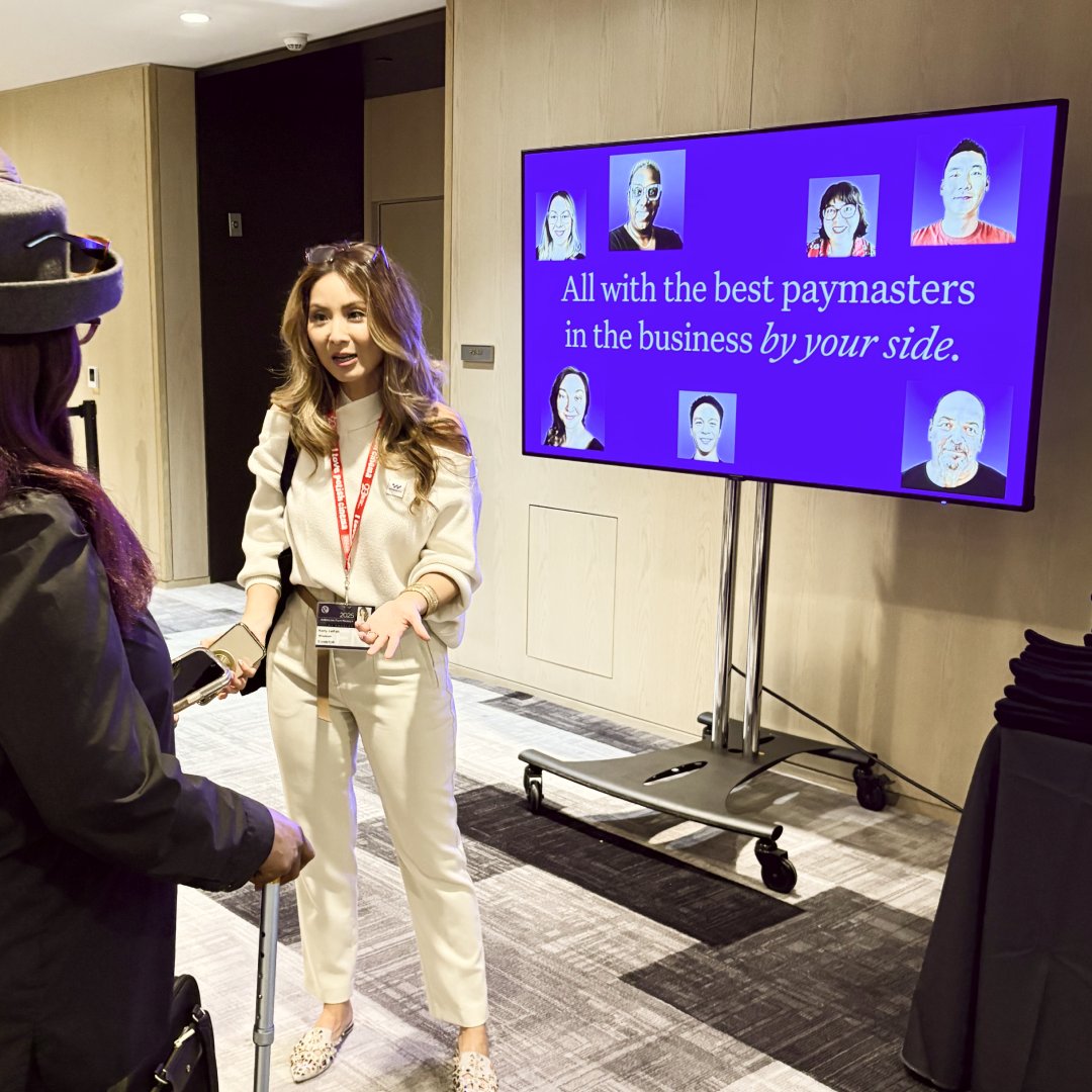 Wrapbook tweet media