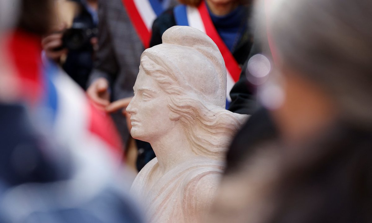 Veolia, Suez, Vinci, Keolis... Comment les géants du privé se gavent sur les budgets des communes 👉mrf.lu/xSyB #Marianne