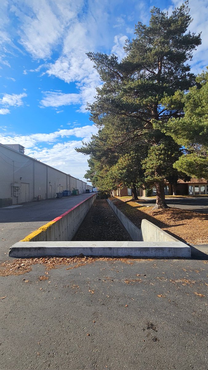 chadmath's tweet image. limited pythagoras 
quaint quantifiable integer
pass, on idiot sandwich
see above: detail...