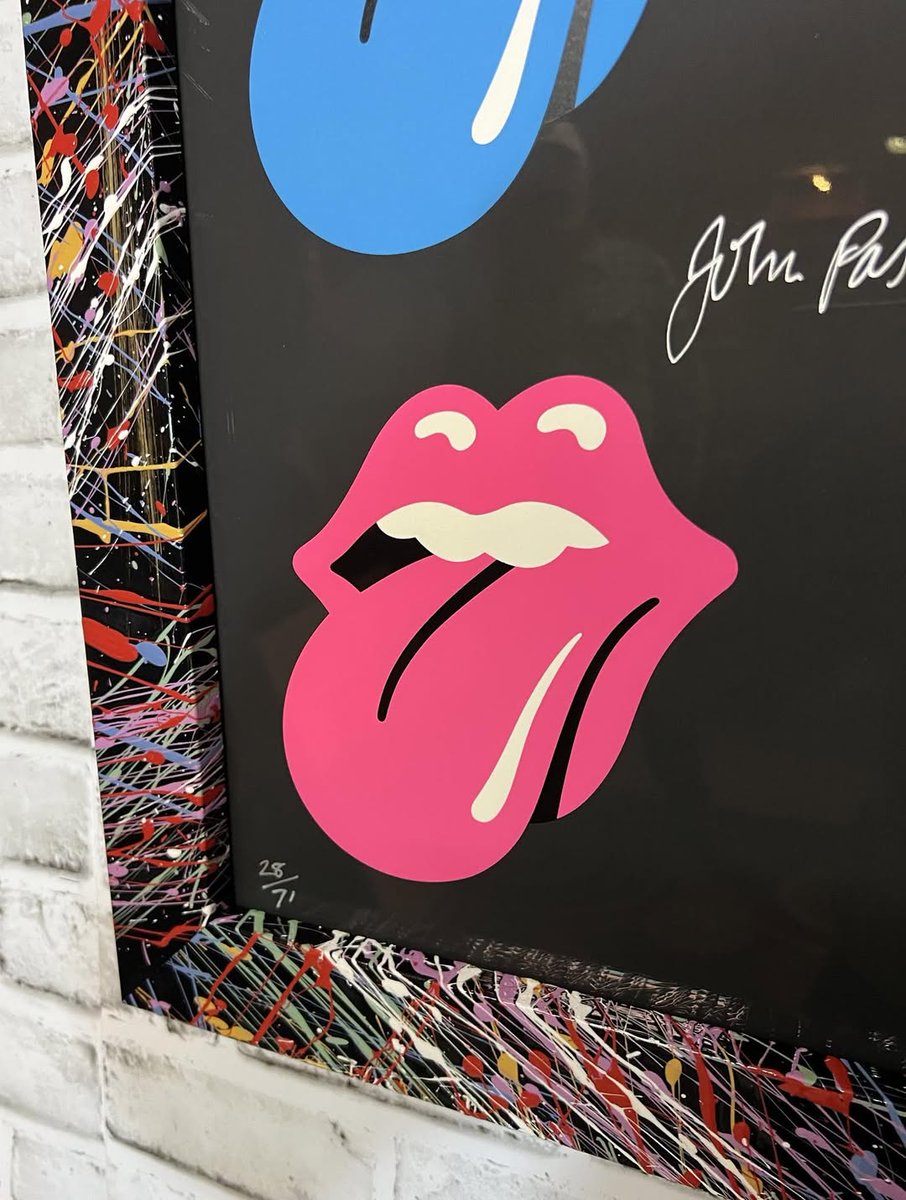 truvueglazing's tweet image. &quot;#RollingStones print with one of our favorite lines, &apos;VOLA&apos;  from @RomaMoulding! Museum Glass® by Tru Vue®!&quot; –@FrameDeArt #CreateSomethingSpecial #TruVue #MuseumGlass