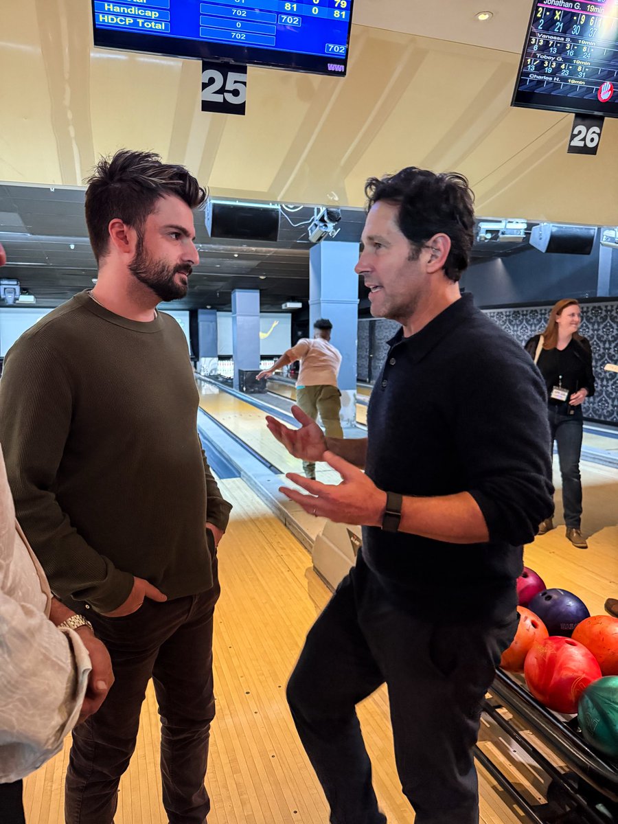 Went to Paul Rudd’s fundraiser for The Stuttering Association for the Young last night 🖤 

As someone who stutters, this community means a lot to me.
So grateful I got to share the night with my family!