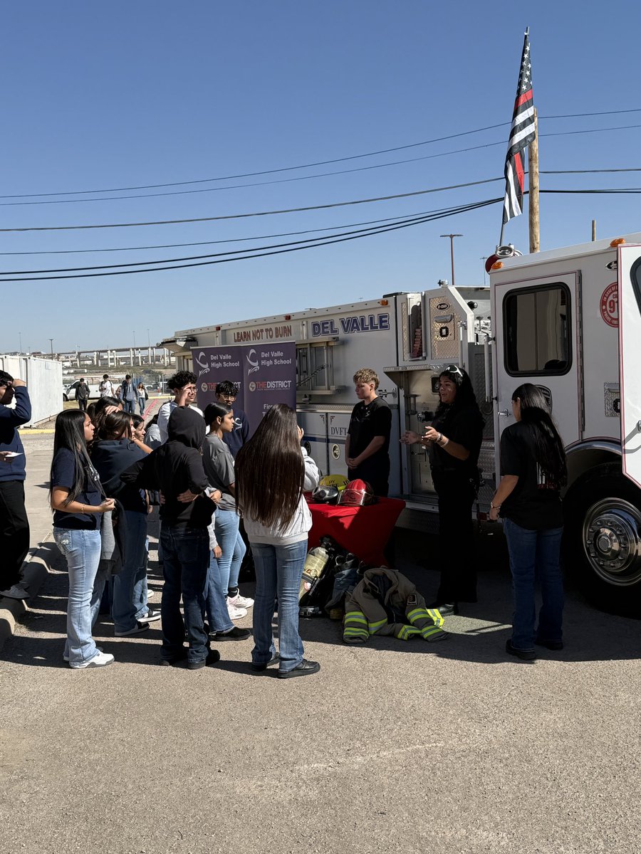 Del Valle Fire Tech tweet media