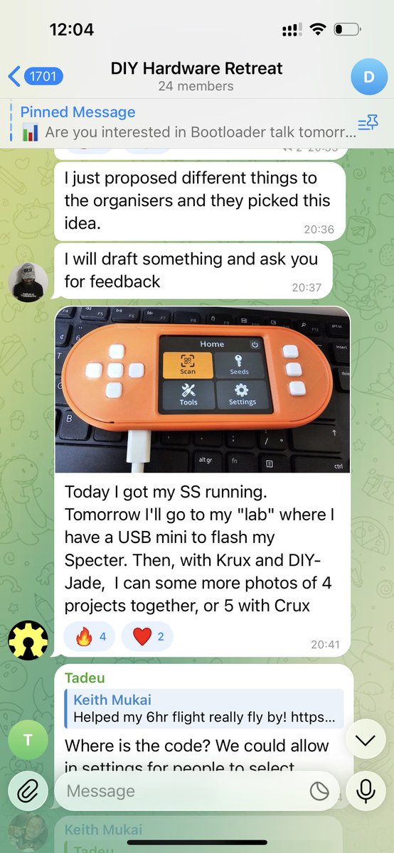 lucasdcf's tweet image. Cross collaboration between @selfcustodykrux @SeedSigner and @SpecterDIY!

Results of our @casavinteum retreat, made possible by @Vinteum_org and @HRF