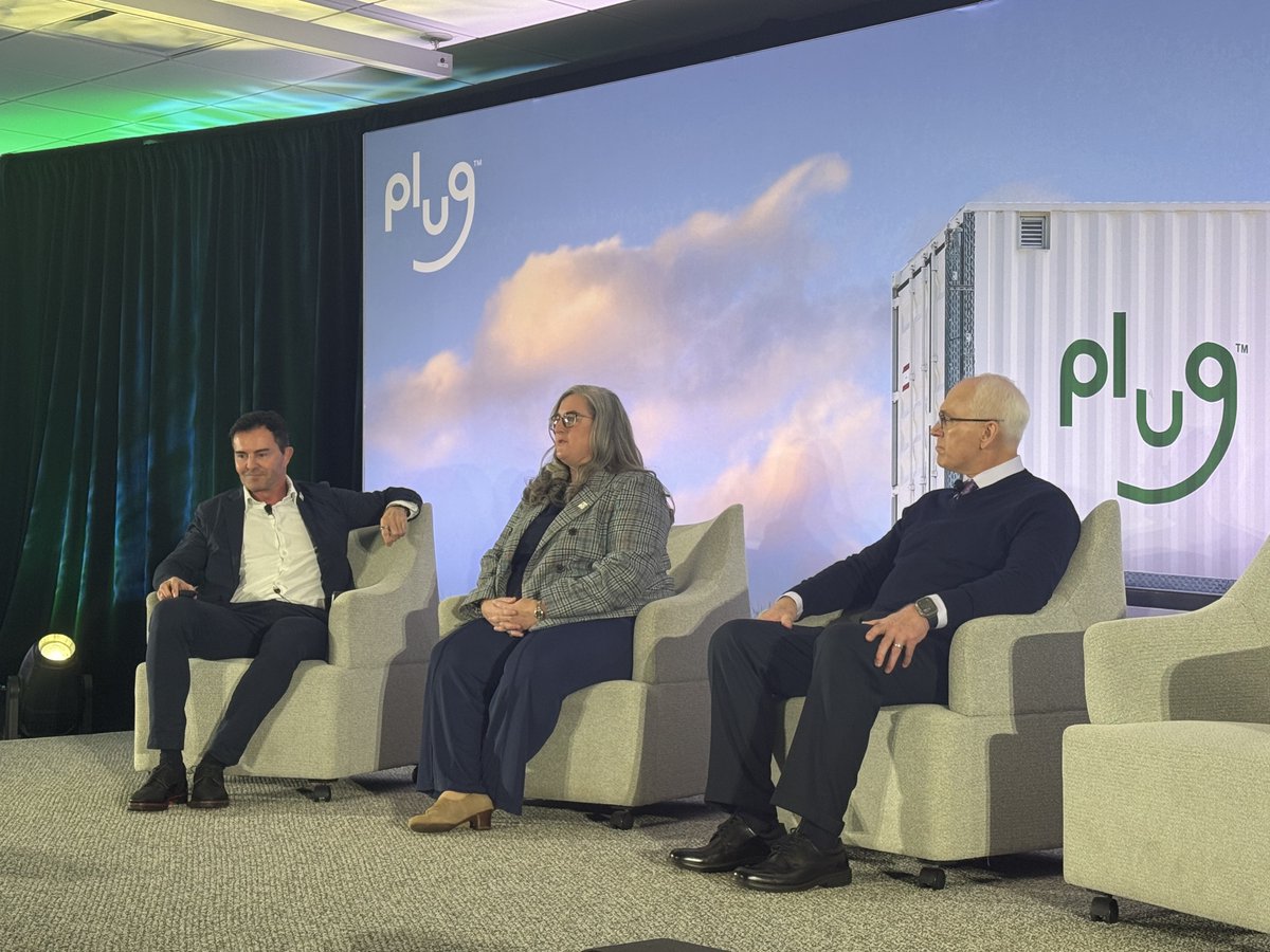 PlugPowerInc's tweet image. Plug’s Chief of Staff Bridgid Brown, and COO Dean Fullerton talk Scaling Smarter at Vista
#LiveFromSymposium #StrengtheningEnergyIndependence