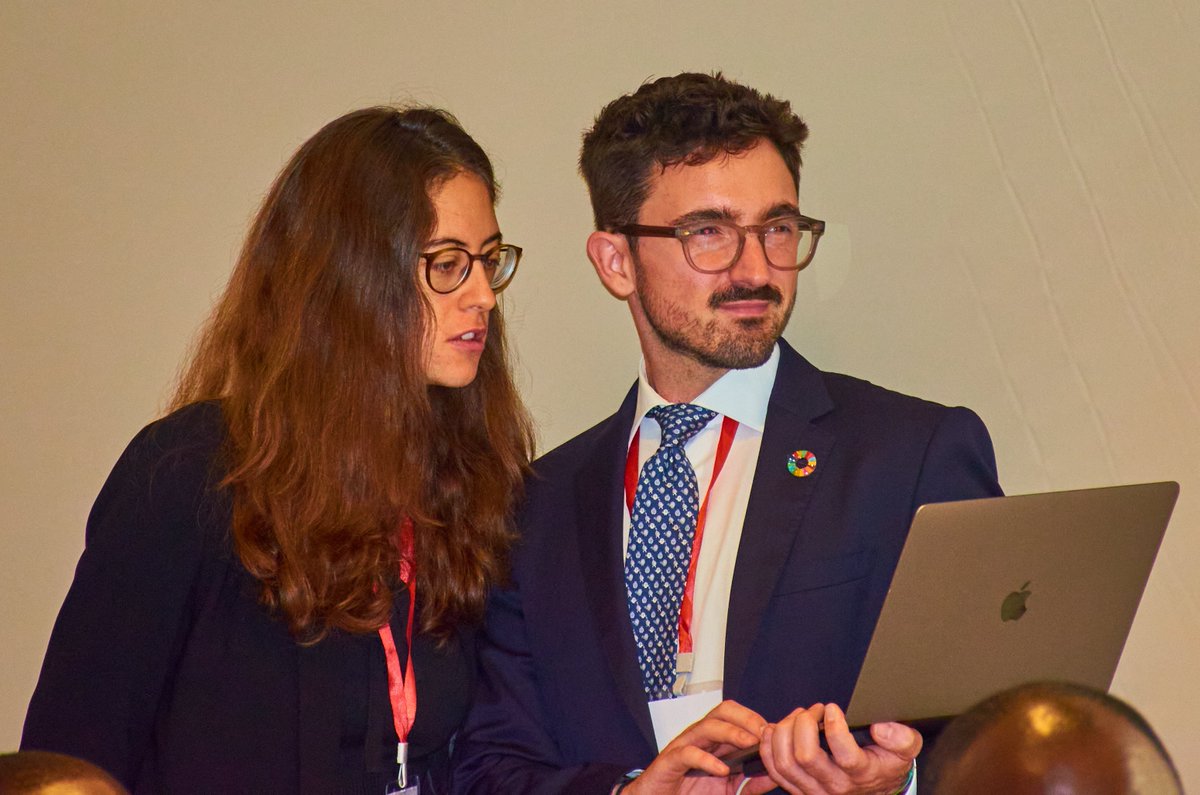 3 novembre – Radisson Blu, Brazzaville
La cérémonie d’ouverture a réuni :
• DG Eni Congo
• Ambassadeur de l’UE
• Représentants ONUDI
• CEEAC / CEREEAC
• Ministère de la Recherche
Un engagement collectif pour une transition énergétique durable.
#Congo #Partenariats