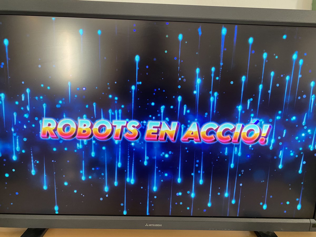 escolaUlldeVent's tweet photo. Avui el i les alumnes de 4t han començat a treballar amb el projecte @robotsenacció . Aquest és el segon any que hi participem com escola i afrontem els reptes de la segona temporada amb molta il•lusió i motivació! Ho superarem tot! 🦾🤖

#robotsenacció https://t.co/tNGDbzFxdJ