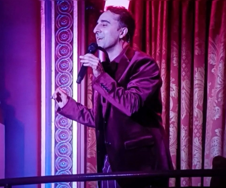 vvoxxdei's tweet image. okay romeo and juliet