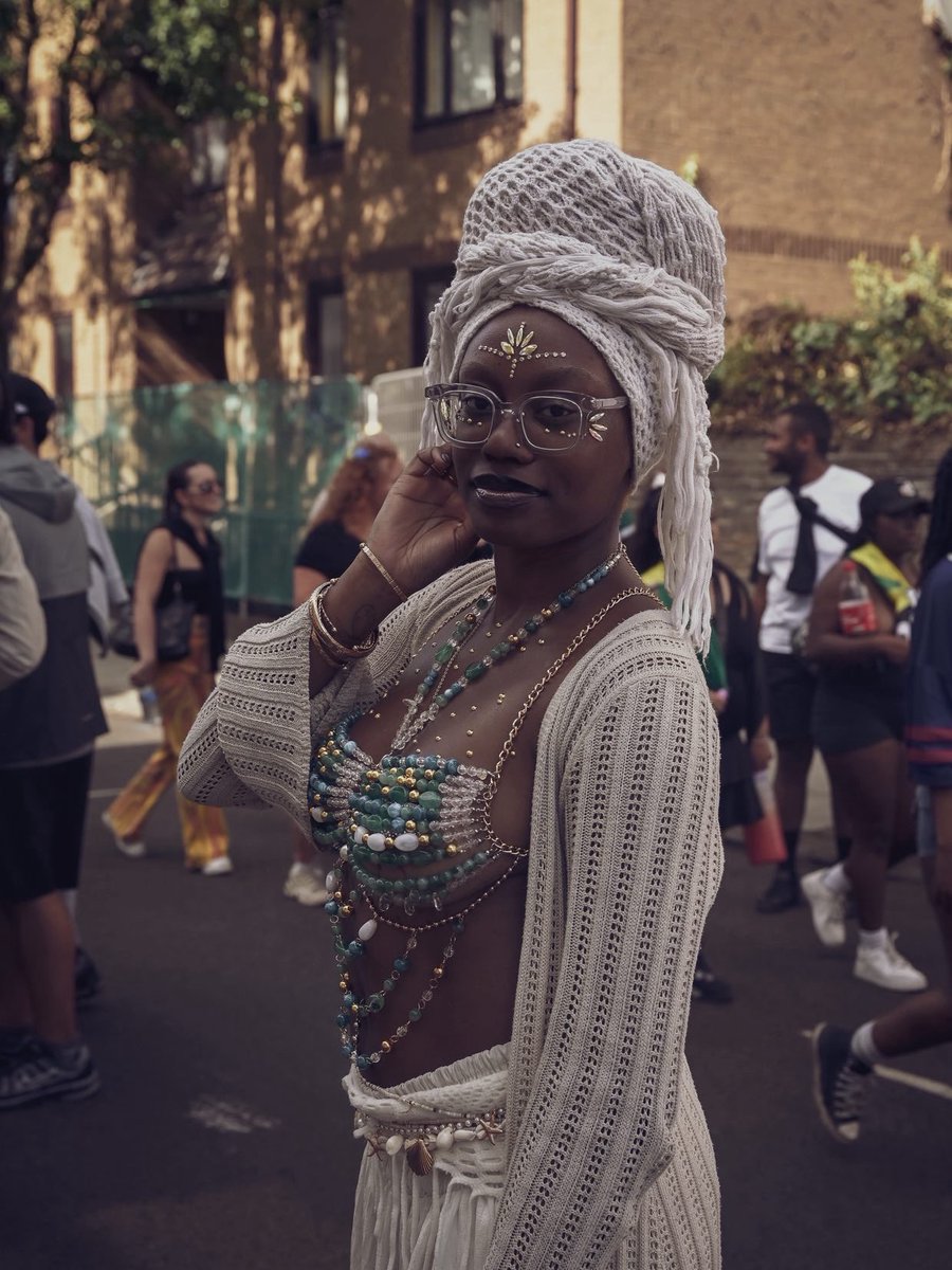 soleyjah7's tweet image. queen