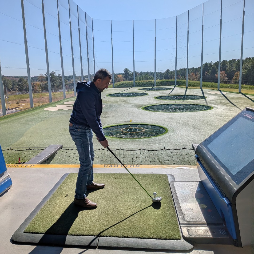 IR4_Project's tweet image. Last week, IR-4 Headquarters celebrated our annual Employee Appreciation Day with a round at Top Golf. We may not be PGA tour material, but we took a swing at a little friendly competition and had fun while doing it ⛳

#ir4project #dreamteam #topgolf