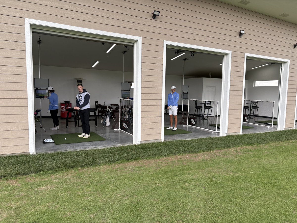 Reiver Women's Golf tweet media