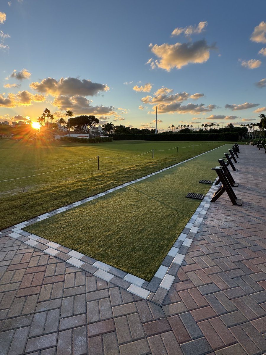 bubbaturfguy's tweet image. Morning Walk courtesy of DP #suplife #golfcoursemaintenance #golf #fisherisland @dplunkett