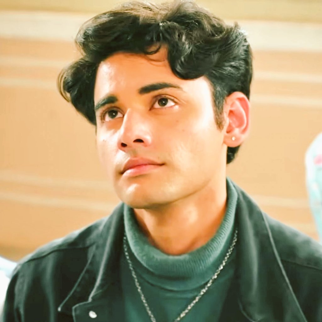 dramagirii's tweet photo. Leads of #Rimjhim r so refreshing n cute.Their chemistry feels effortless.I lov how fl is strong yet adorable, widout tht forced ‘cute bechari’ persona &amp; male lead is sch a relief from d usual rude,ego driven ITV hero stereotype. I wish d makers would give thm more screen time https://t.co/9oNB6sd2lw