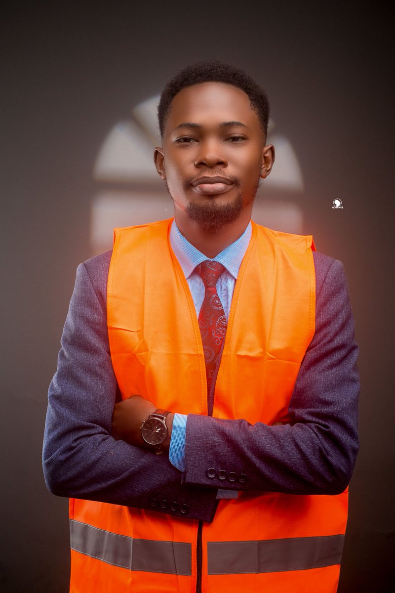 FMuziongo's tweet image. Le problème des inondations dans la ville de Kinshasa reste structurel qui appelle à des solutions durables : Curage régulier, modernisation du système de drainage, éducation contre le jet des déchets dans les caniveaux, planification urbaine plus intelligente.