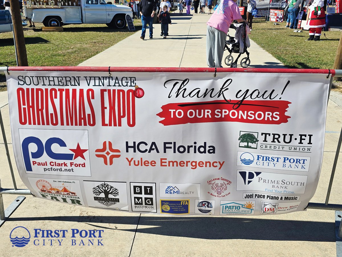 portcity_bank's tweet image. 🎄✨First Port City Bank was proud to be a sponsor of the Southern Vintage Christmas Expo this past weekend!
We love supporting events that bring people together &amp;amp; highlight the heart of Nassau County. ❤️🎅

#PuttingPeopleFirst #CommunityFirst #FPCB #SouthernVintageChristmasExpo