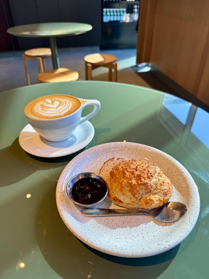 DowntownRaleigh's tweet image. There’s a new place to start your day in Downtown Raleigh: @JubalaCoffee! ☀️☕

On the menu, you’ll find locally-roasted coffee, thoughtfully crafted drinks, a full breakfast lineup, and hot-pressed sandwiches for lunch. 

📍301 Hillsborough St.