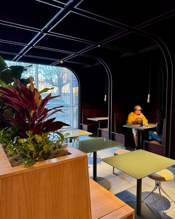 DowntownRaleigh's tweet image. There’s a new place to start your day in Downtown Raleigh: @JubalaCoffee! ☀️☕

On the menu, you’ll find locally-roasted coffee, thoughtfully crafted drinks, a full breakfast lineup, and hot-pressed sandwiches for lunch. 

📍301 Hillsborough St.