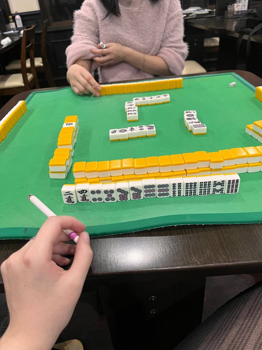 オレナ tweet media