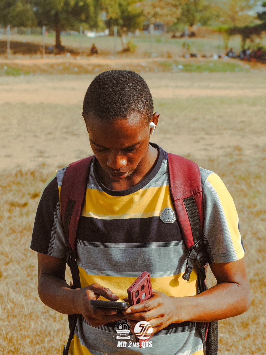 CalebSbm's tweet image. My journey as a sport commentator (analysts) on OAU CAMPUS....

I have grown interest in football from my childhood and even everyone in the street knows how current I was when it comes to football but I don&apos;t watch match, I only listen to news report on radio back then.