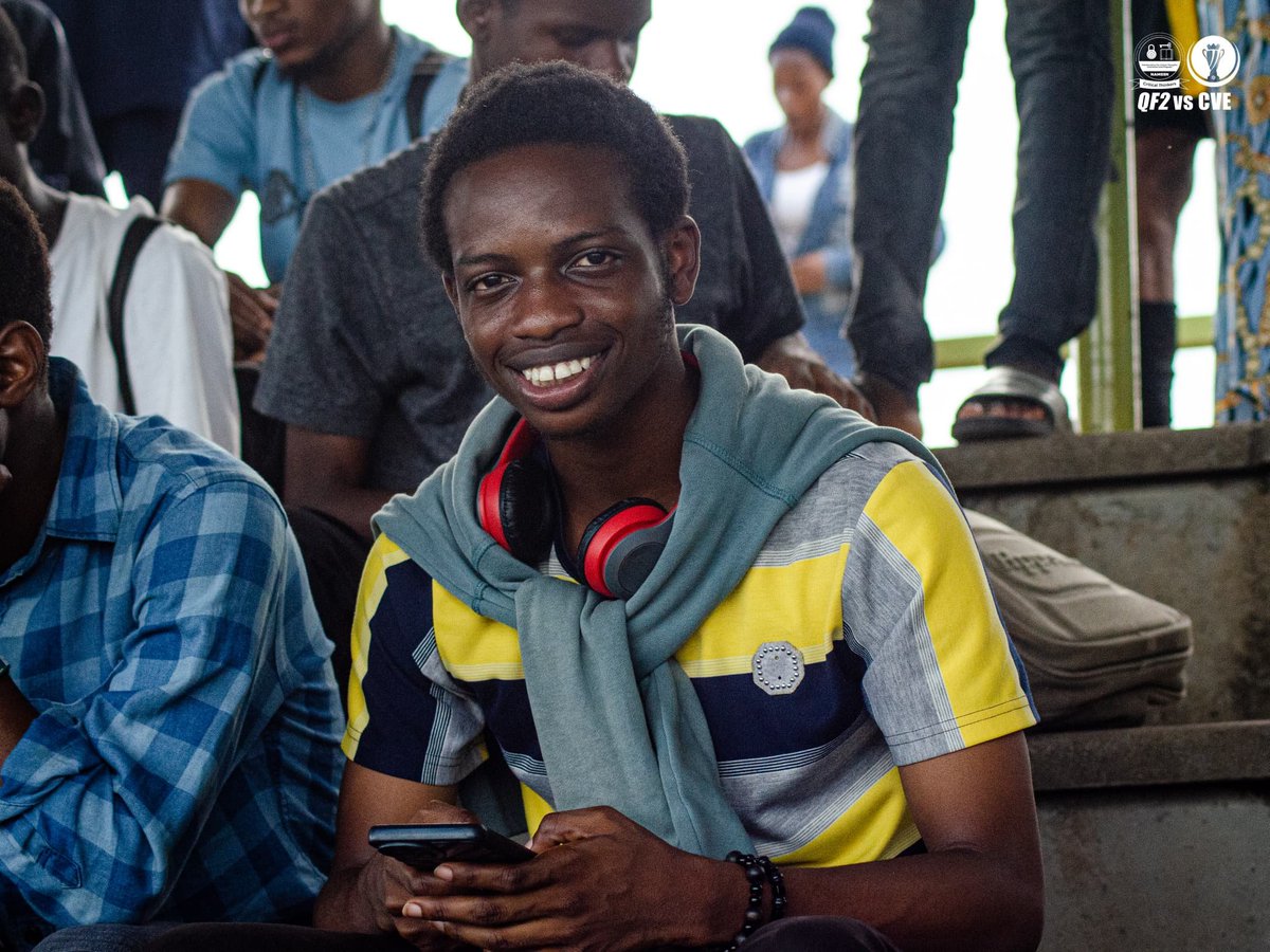 CalebSbm's tweet image. My journey as a sport commentator (analysts) on OAU CAMPUS....

I have grown interest in football from my childhood and even everyone in the street knows how current I was when it comes to football but I don&apos;t watch match, I only listen to news report on radio back then.