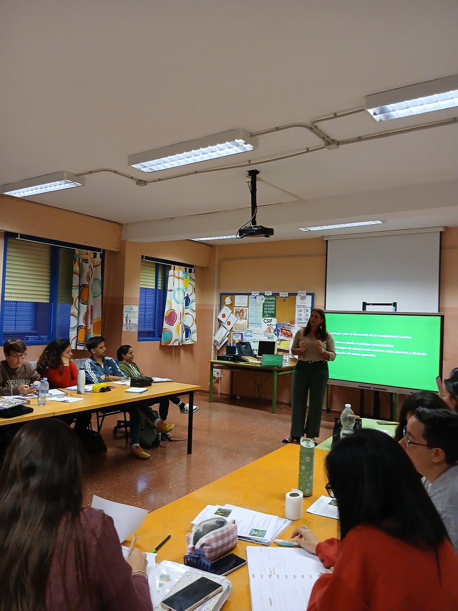Primera sesión formativa del PCT EN COMPETENCIA LECTORA DEL CEIP PAZ Y AMISTAD con Ana Verdugo Bocanegra <a href="/CEPdeSevilla/">CEP de Sevilla</a> <a href="/anaverboc4/">ana4</a>