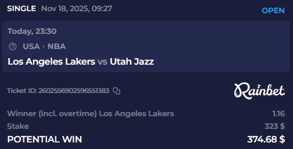 LithiumClips's tweet image. Lakers securing me this bread easily 🔒