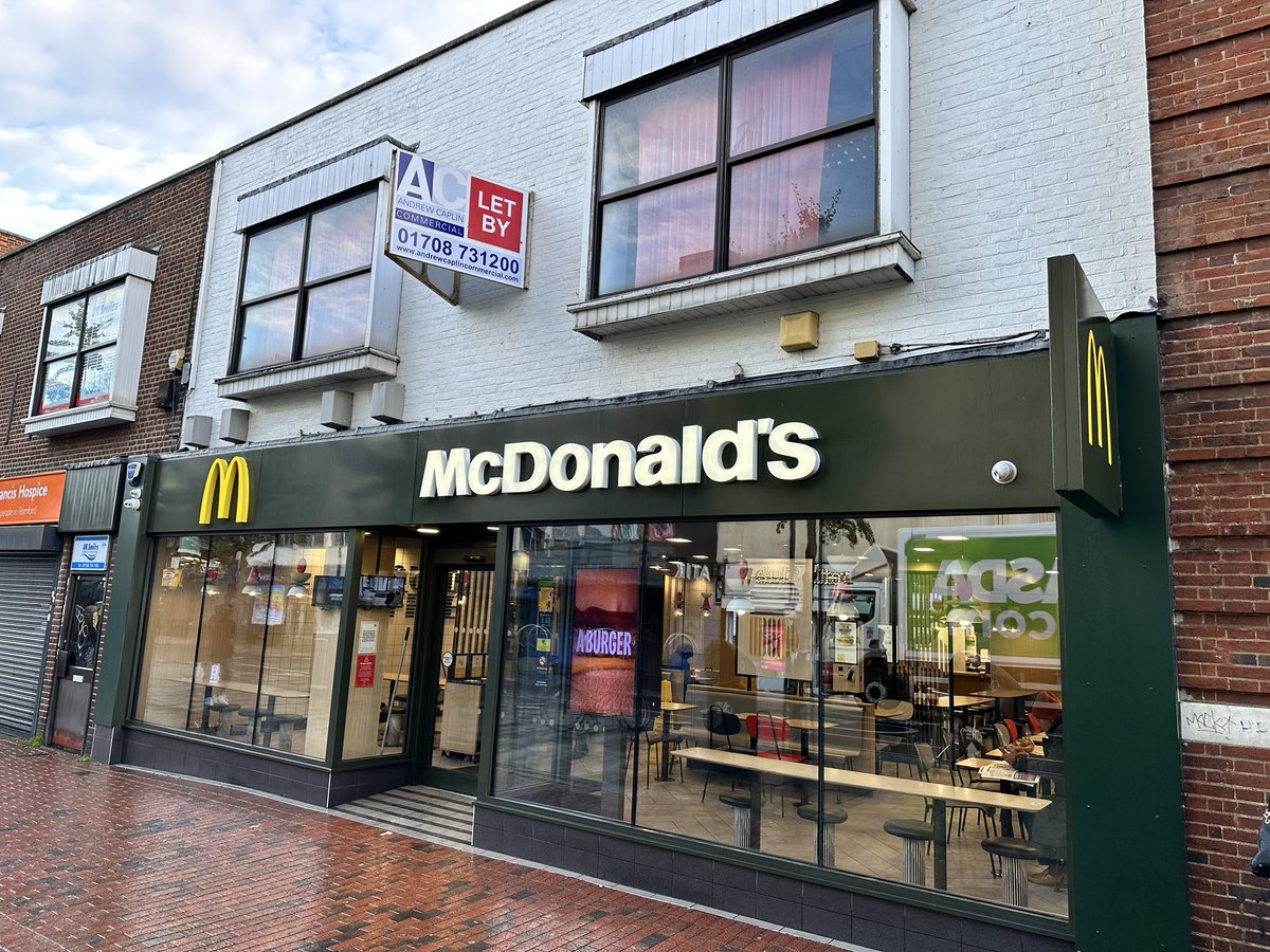 High Street to North Street to South Street we do deals in Romford - Let by AC.