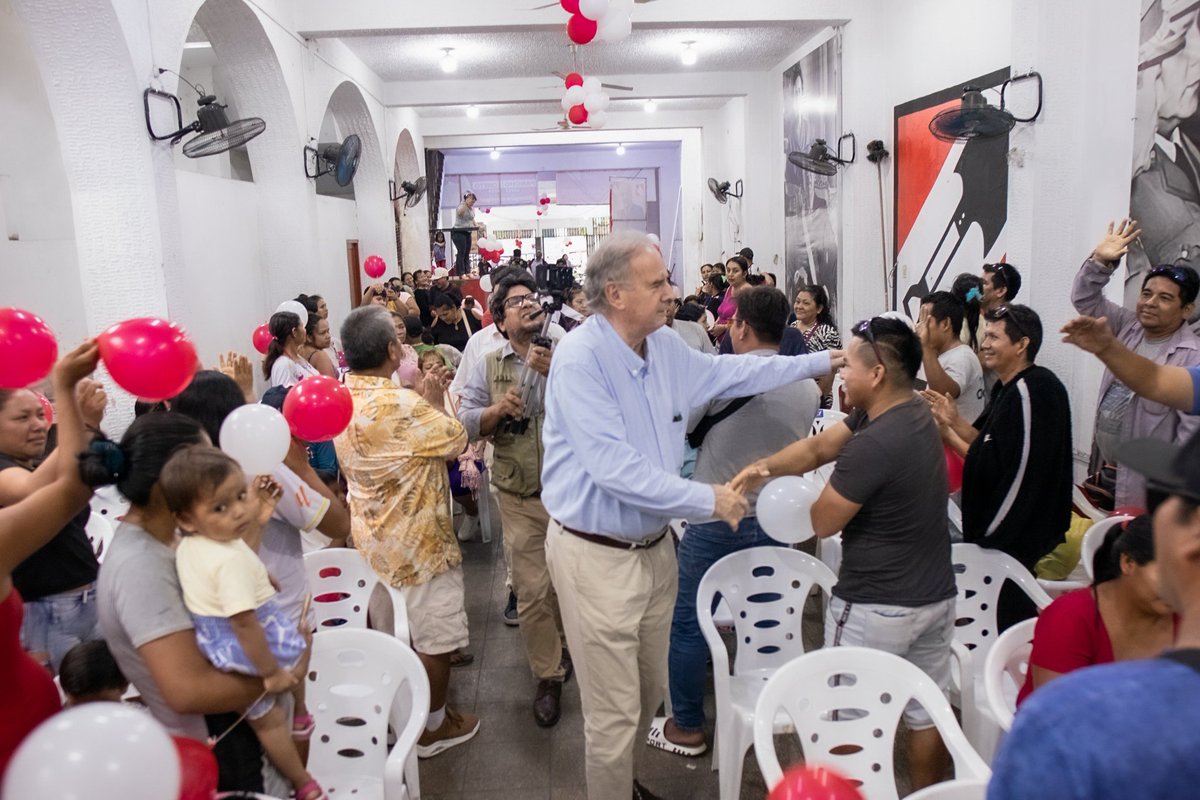 LarutaAp2026's tweet photo. Gran jornada junto a los correligionarios en Iquitos. Gracias por el recibimiento y por mantener viva la doctrina belaundista.

Iquitos es clave para el desarrollo amazónico, la conectividad y las oportunidades que el Perú merece.
 ¡#Iquitos es #AccionPopular ! https://t.co/s9rIAC7ilh