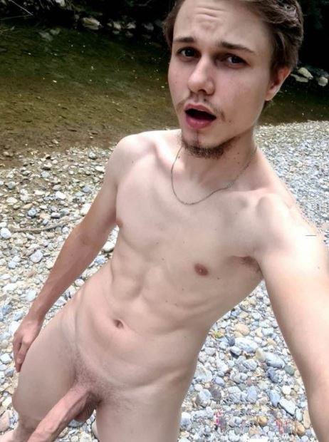 NotAFindomScam's tweet photo. Look as this gambler Fax!got, he was a Findom once @TeenPigJames , now he's a retarded, begging me to take more cash from his wallet.
+38€ 😈 https://t.co/PJ4Kc5dbJT