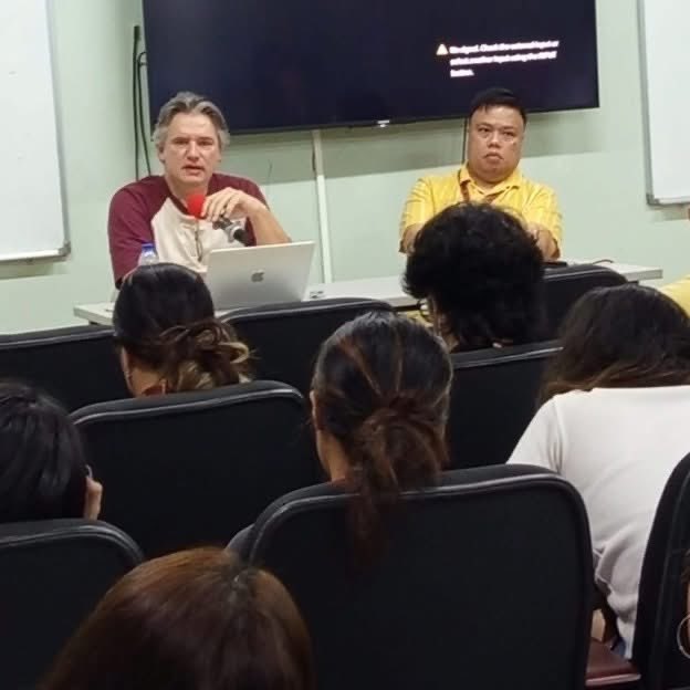 Academia Filipina tweet media