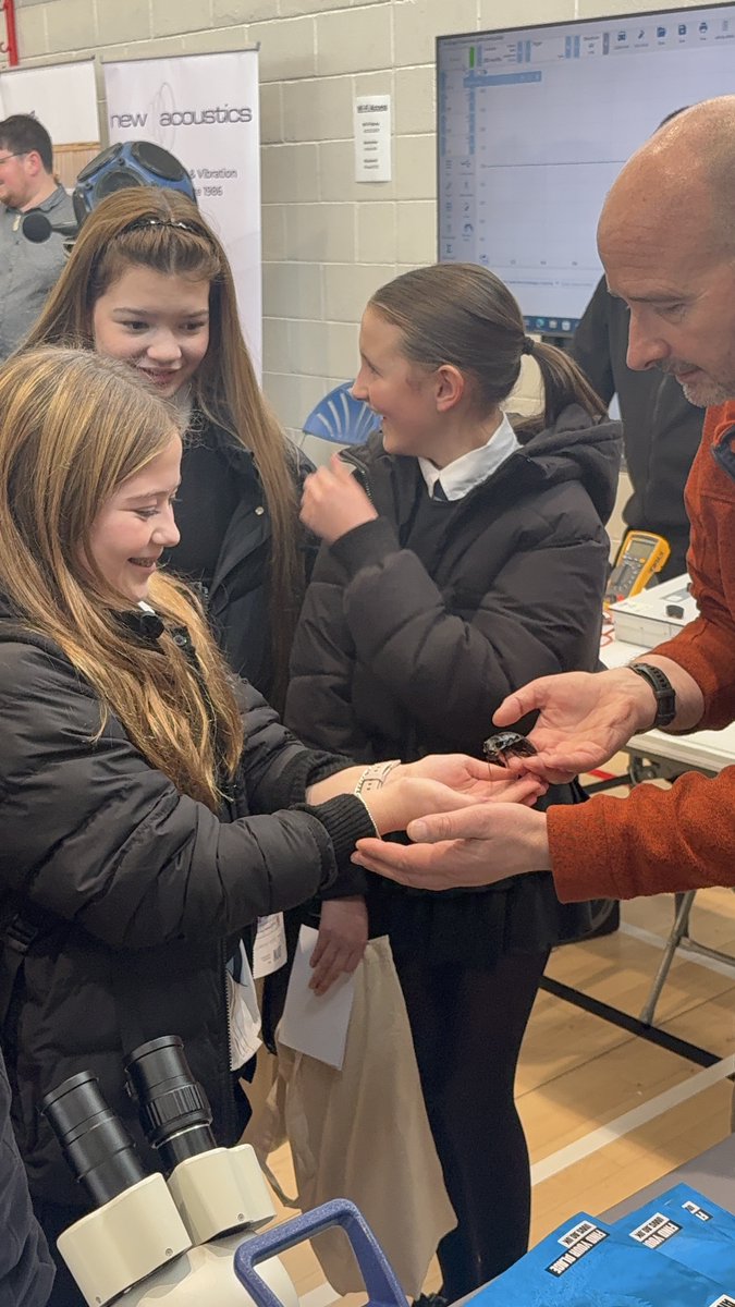 DYWWEST's tweet photo. Another brilliant #STEMWest wrapped! ๐
Over 800 pupils, 50+ employers, and endless hands-on activities.
From 3D-printed guitars to robots and AR headsets. Huge thanks to every employer who helped inspire the next generation.๐
Time to start planning for 2026! ๐ฌ
#DYWWest https://t.co/aTH2l3IjQu