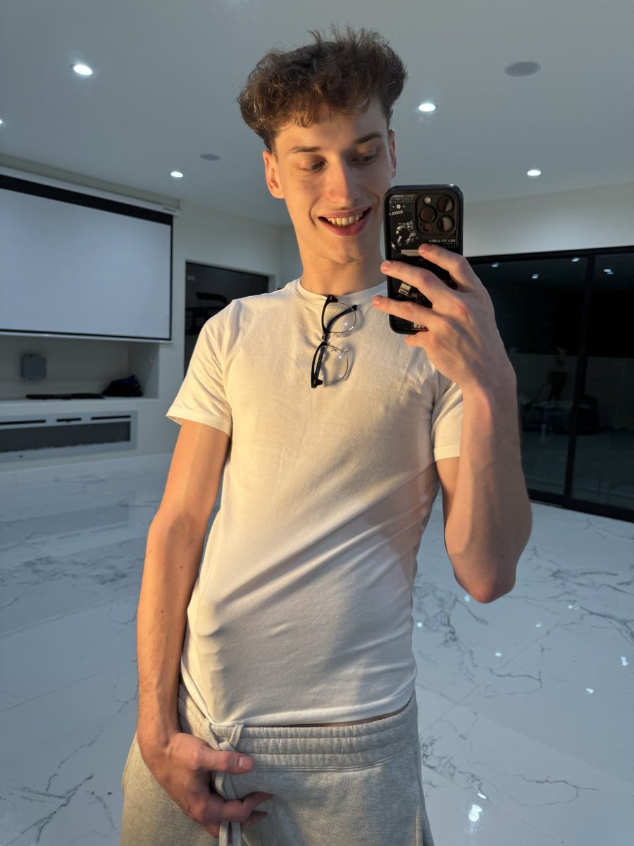 Kyle tweet media