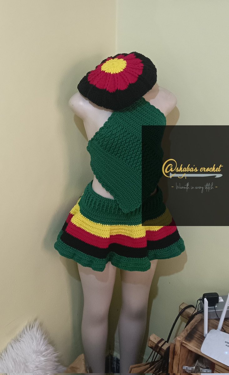 AshabaMusic's tweet image. I love productive days. When I am not on stage, I spend my time creating in another form
@blue_pride
#Crochet #Hooks #Yarn