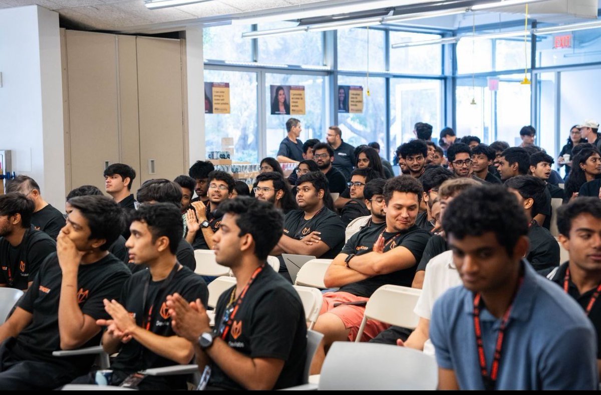 geeky_dan's tweet image. we are coming to SF this winter and this is what we&apos;ve done before with @Devlabs_club 

people are wrong. they&apos;ve always been wrong

i&apos;ve heard a lot of them say &quot;a bunch of college kids who are trying to...&quot;

We aren’t trying to do it we are in the ground actually doing it…