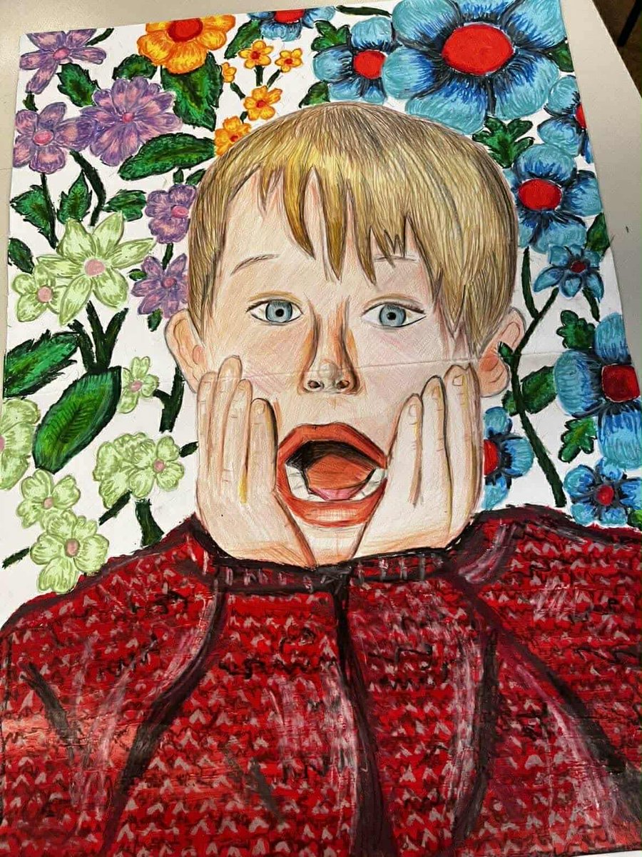 bigbarry75's tweet photo. @IncredibleCulk my daughters gcse art work she finished today https://t.co/vSBSXKje9m
