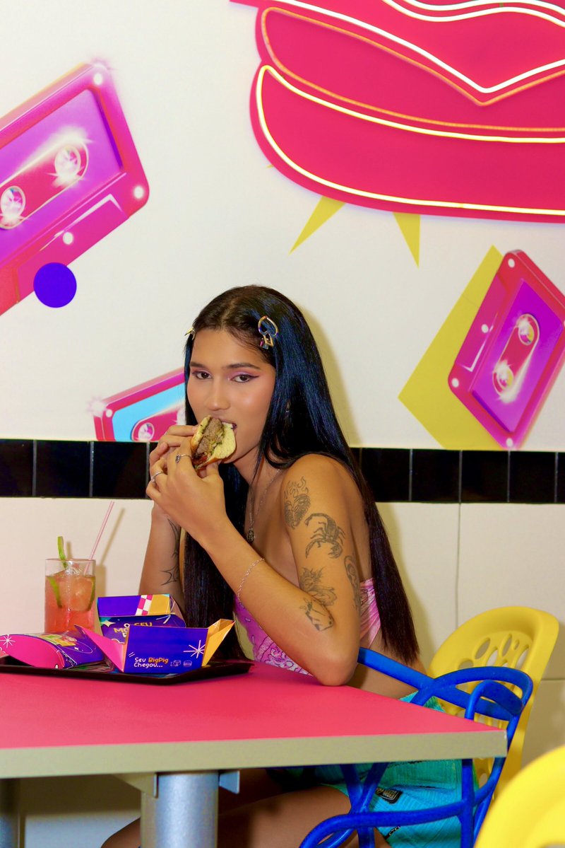 deixariam eu morder vocês assim???