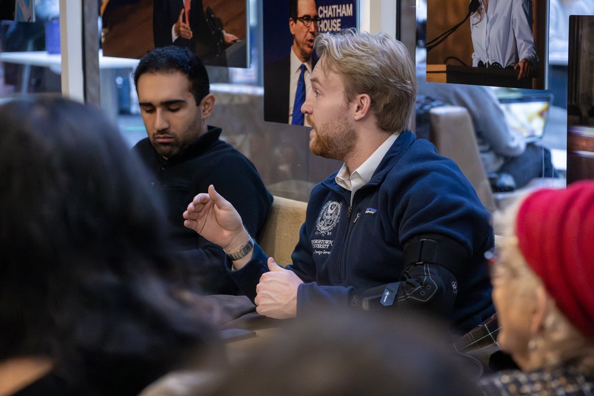 georgetownsfs's tweet image. Yesterday, SFS welcomed @yaffaesque (SFS’03, @GUAlumni), contributing writer for @NewYorker, for a Coffee Chat with Dean @joelhellman_SFS. Yaffa discussed what it means to be a modern journalist, the state of reporting in Russia &amp;amp; Putin’s management of the invasion of Ukraine.