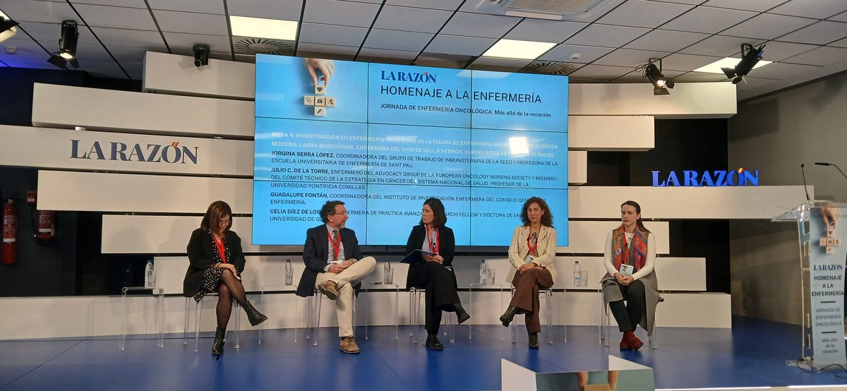 _SEEO_'s tweet photo. #JornadaOncológicaLR @larazon_es hablando de investigación enfermera oncológica con Jeorgina Serra, Julio C. De la Torre, Guadalupe Fontanero, Celia Díez de los Ríos y Laura Bascuñana....la @_SEEO_  conocimiento, habilidades y formación. https://t.co/ue3Ox8Tuak