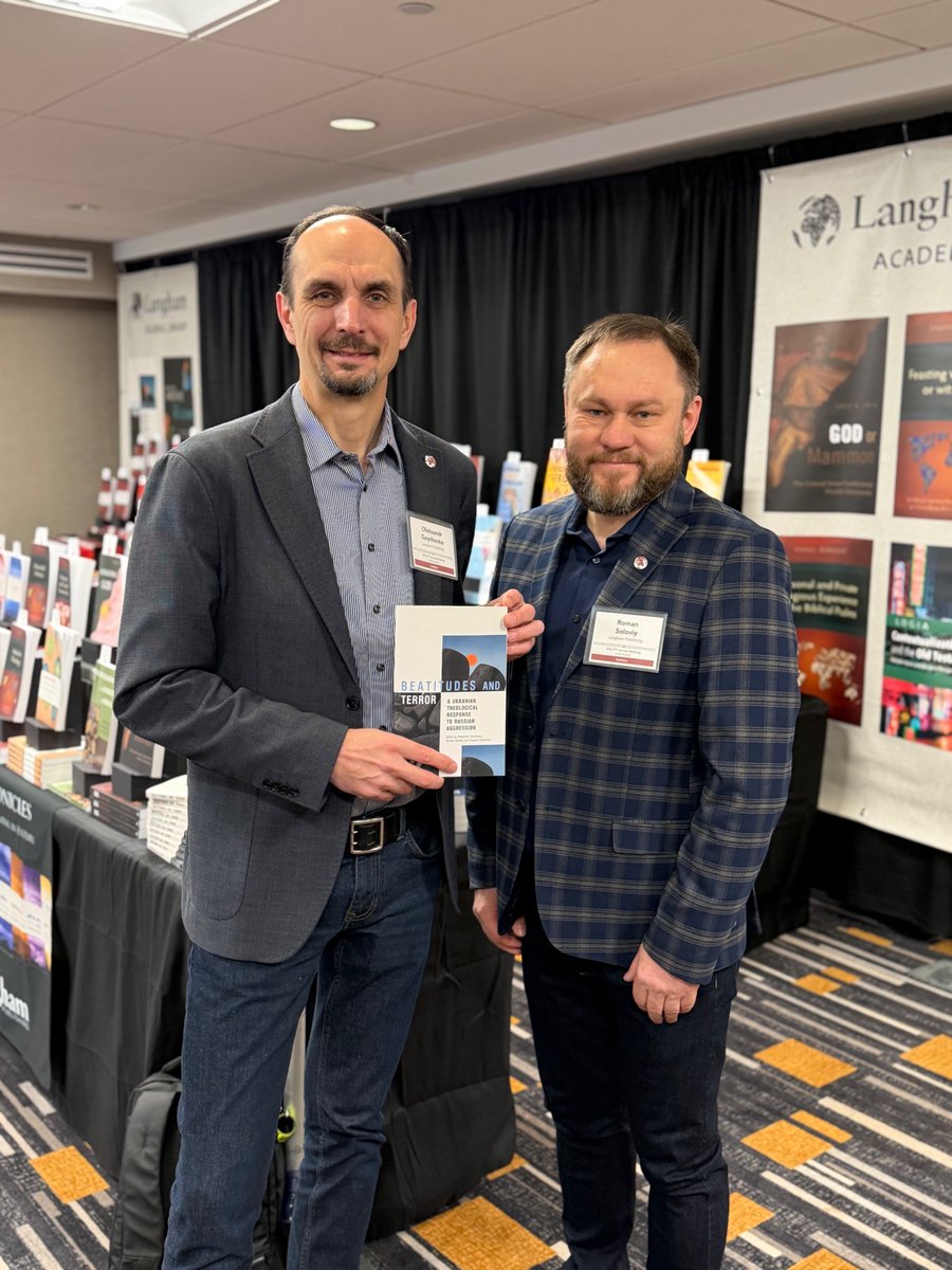 langhampub's tweet image. Meeting Langham authors at the booth is a special occasion! Ukrainian theologians Oleksandr Geychenko and Roman Soloviy, with the books they edited and co-authored: &quot;Beatitudes and Terror&quot; and &quot;Light in the Valley of the Shadow of Death&quot; (both available at #ETS2025 #sblaar25!)