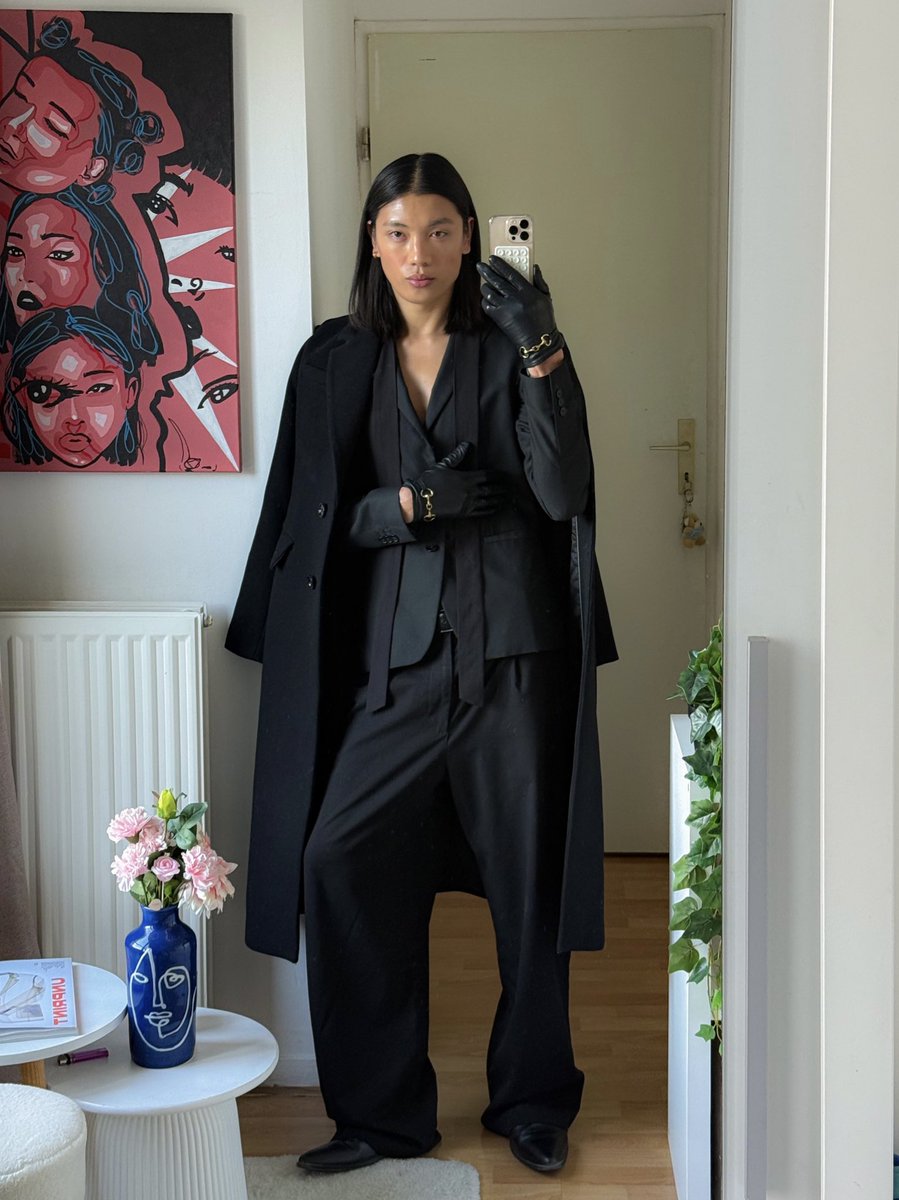 bradphothy's tweet image. mon miroir qui se rince l’oeil à chaque photos que je fais