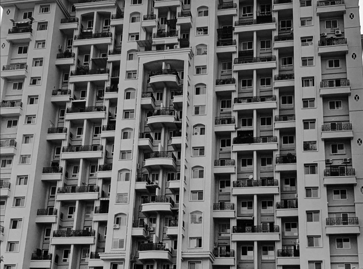 sajeed75sh's tweet image. Good day to you! #Manmade #Buildings #partial #shapes 📸 🇮🇳