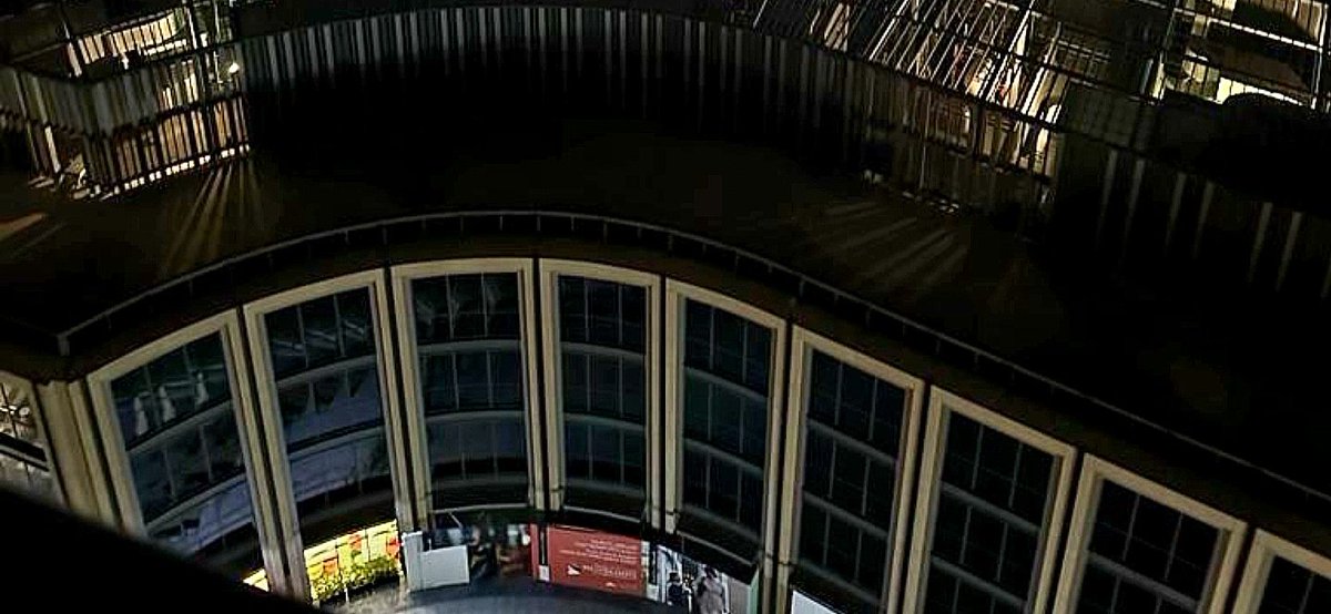 sajeed75sh's tweet image. Good day to you! #Manmade #Buildings #partial #shapes 📸 🇮🇳