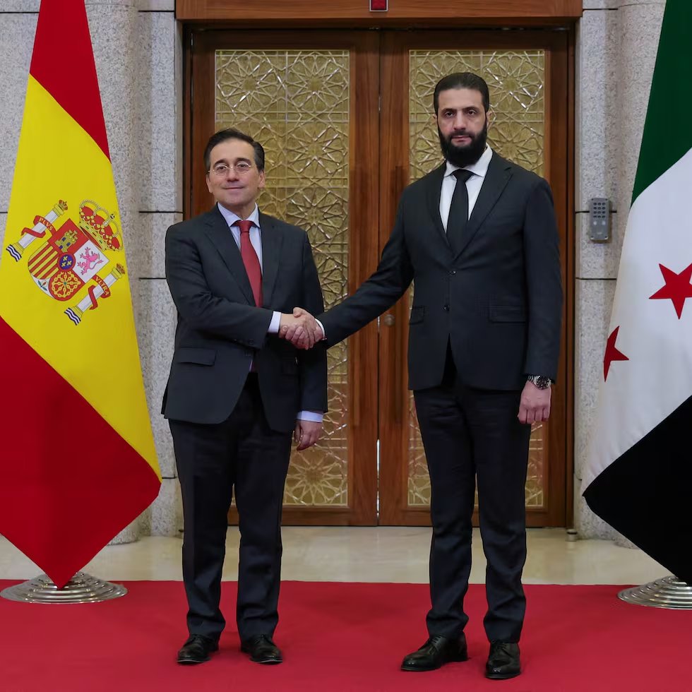 Marini_112's tweet image. No entiendo ese afán de reunirse con todos los criminales del planeta.