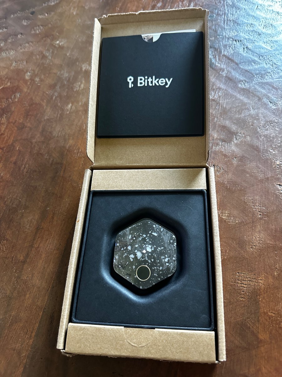 FifthHouseBets's tweet image. Thank you @TFTC21 and @Bitkey for the beautiful, elegant, and useful Bitkey hardware wallet! Cant wait to get it loaded up with cold hard BTC. #stacksats #HODL