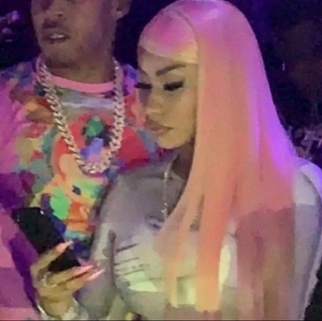 Hourly Minaj (@hourlynm) on Twitter photo 