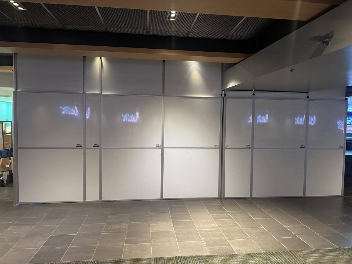 JamesTa43873815's tweet image. Proud to help out at the MODA Center! 🚧 Just wrapped a temp barrier around the new Cascade Club—creating a secure workspace through sold-out concerts &amp;amp; events. Thrilled we beat the deadline for the Blazers Home Opener! #GoBlazers #ConstructionWin #MODACenter