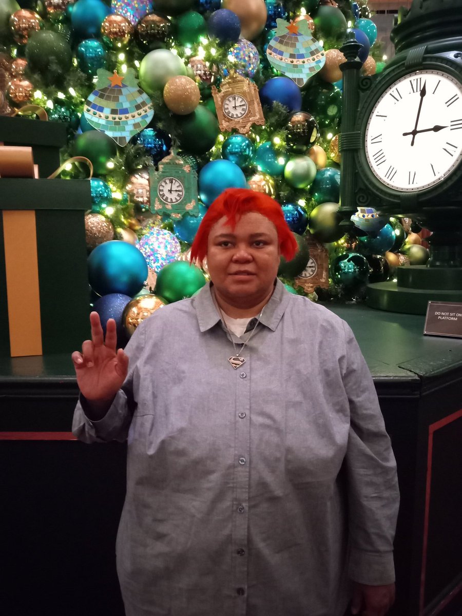 SuperrubyRuby's tweet image. I revisit at @Macys , for lunch, also stay #StaySafe for #holidays .
#rubybradford,#superruby #happyholidays.